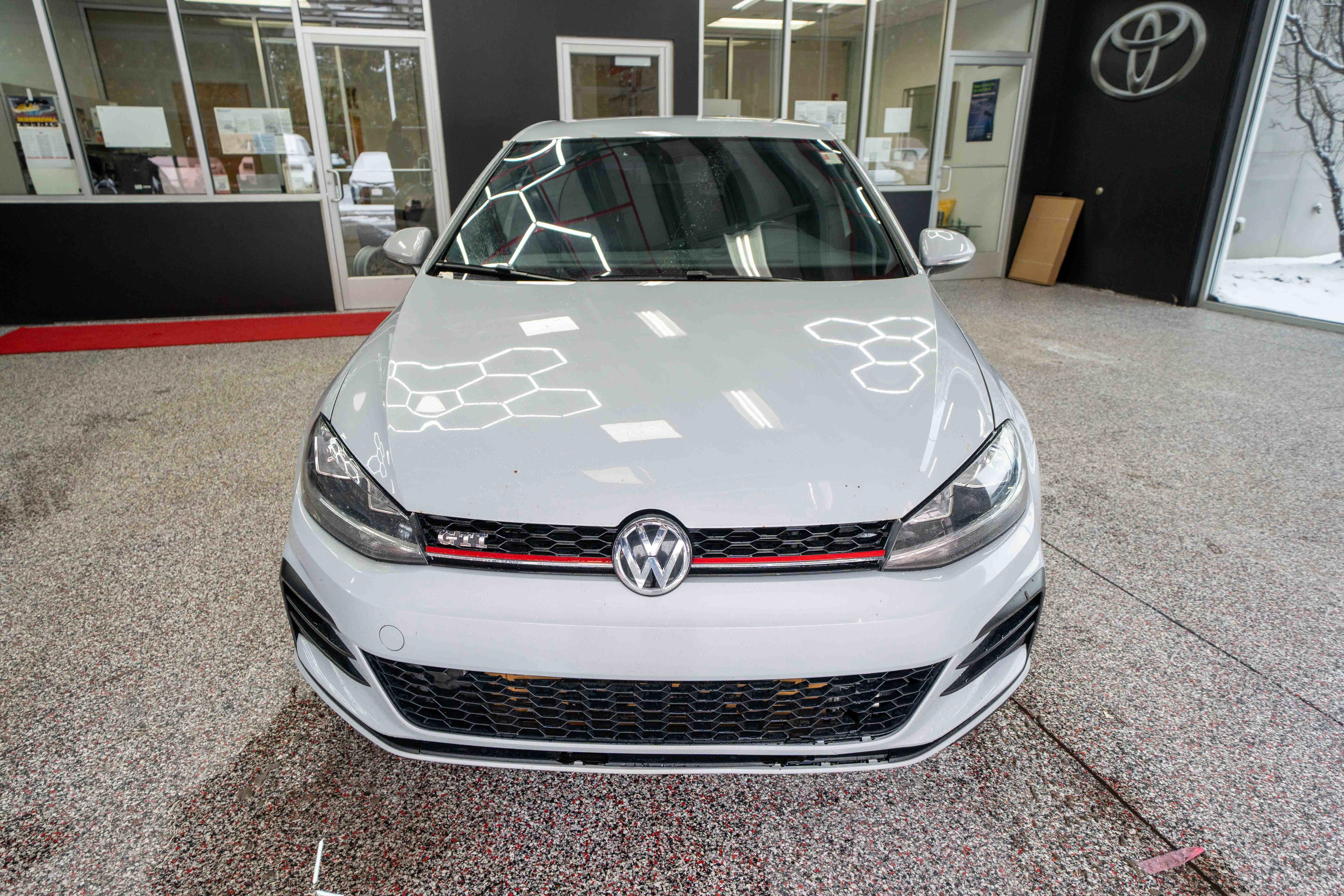 Used 2018 Volkswagen GTI S image 6