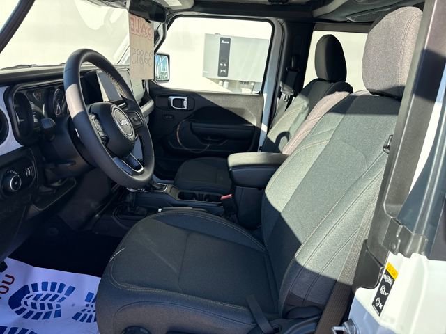 Used 2024 Jeep Wrangler Sport S image 8