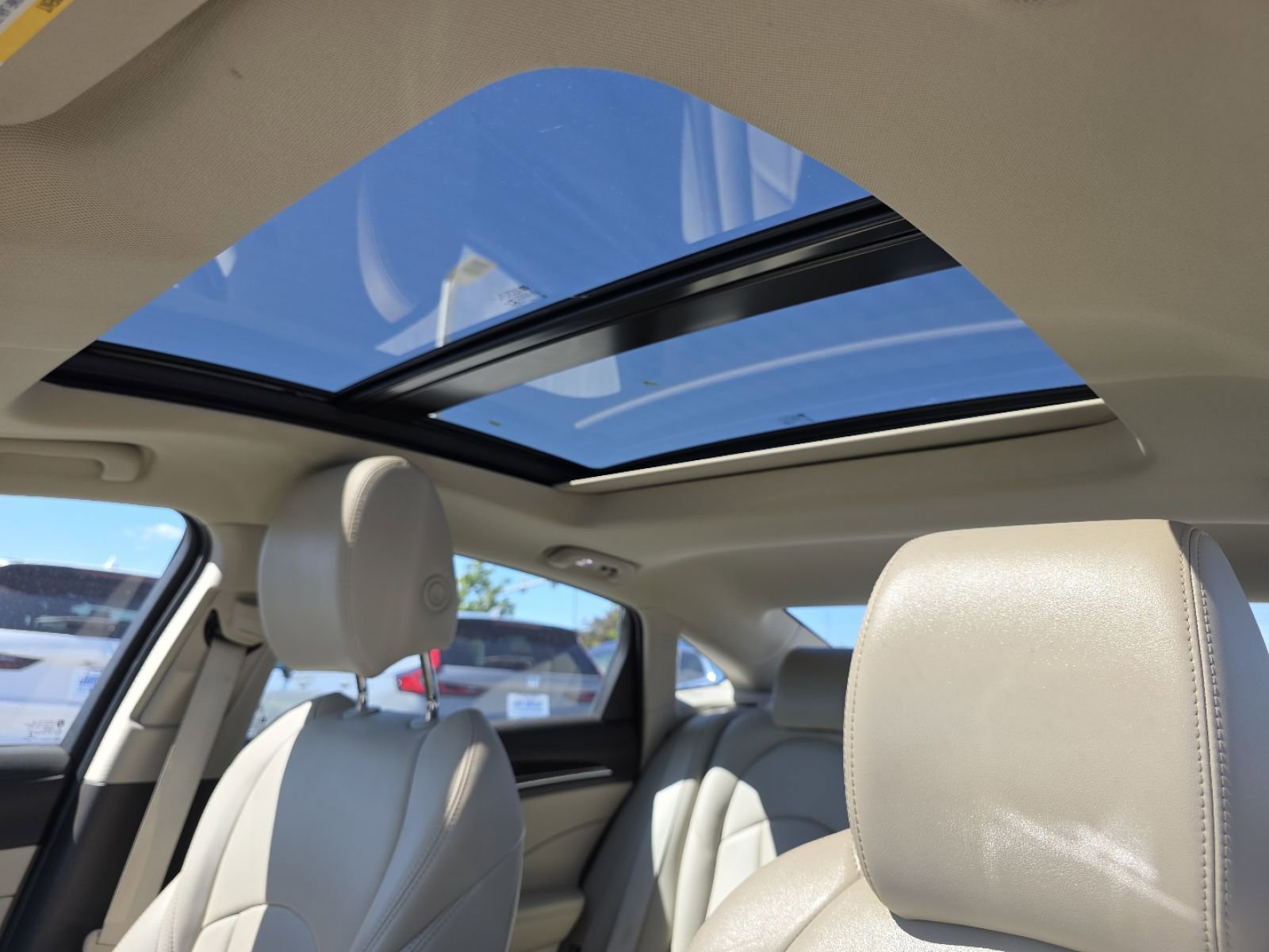 Used 2019 Buick LaCrosse Essence w/ Sun and Shade Package AWD/4WD image 3