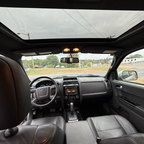 Used 2010 Ford Escape Limited image 15