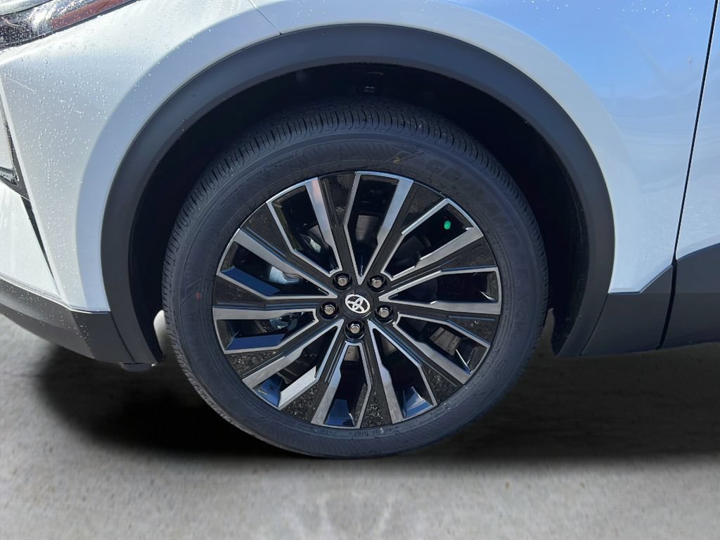 New 2026 Toyota C-HR AWD/4WD image 9