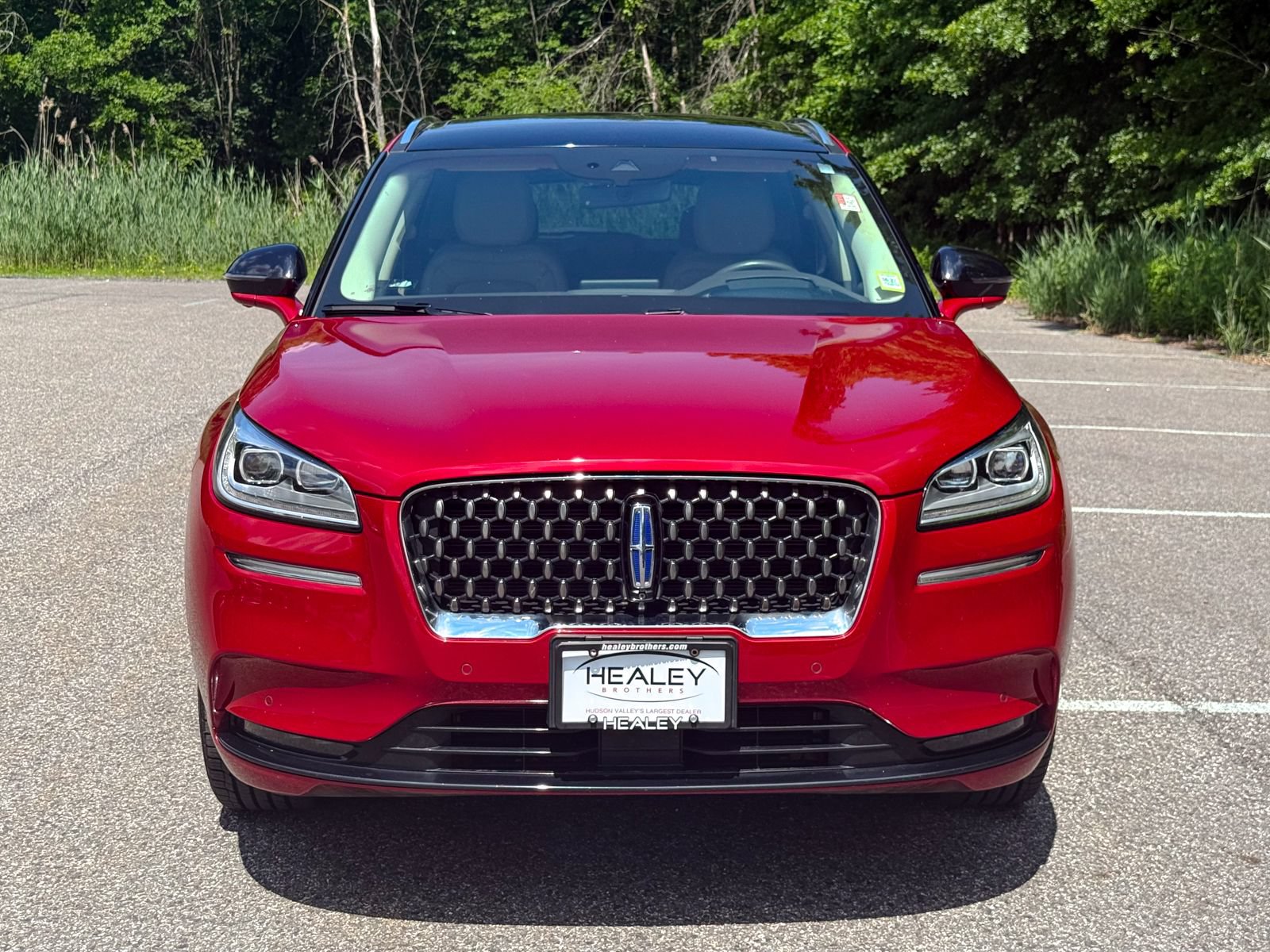Used 2022 Lincoln Corsair Grand Touring w/ Elements Technology Bundle AWD/4WD image 2