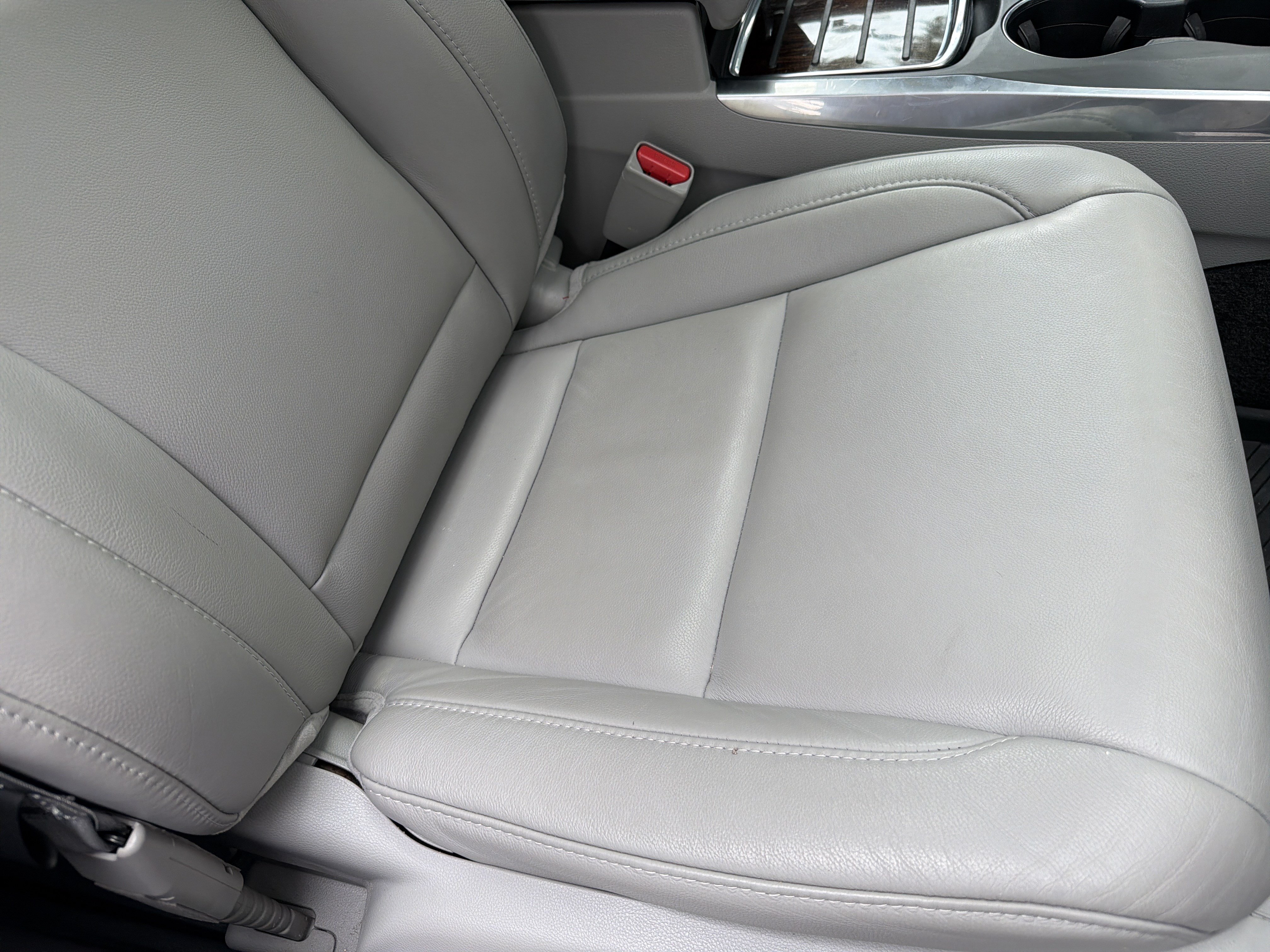 Used 2020 Acura MDX SH-AWD image 45