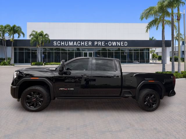 Certified 2025 GMC Sierra 2500 AT4 w/ Technology Package AWD/4WD image 4