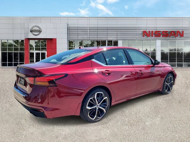 Certified 2023 Nissan Altima 2.5 SR FWD image 5