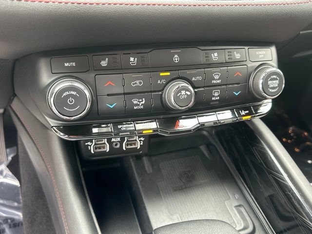 Used 2024 Dodge Durango Citadel AWD/4WD image 6