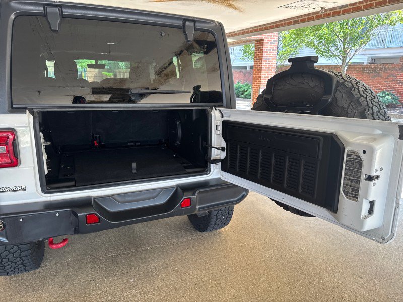 Used 2018 Jeep Wrangler Unlimited Rubicon AWD/4WD image 14