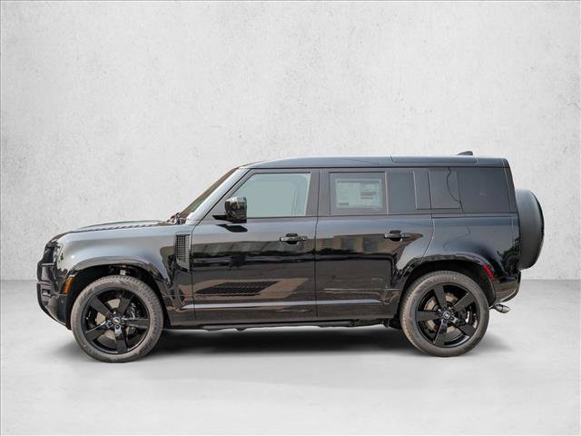 Used 2025 Land Rover Defender 110 V8 AWD/4WD image 5