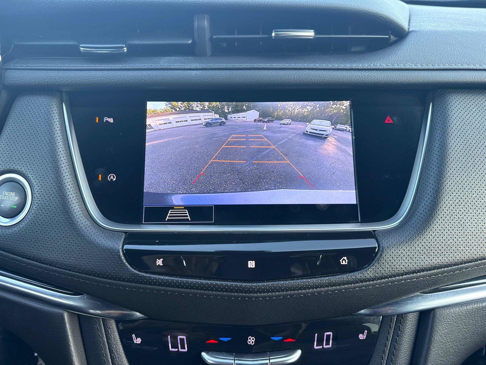 Used 2020 Cadillac XT5 Premium Luxury w/ LPO, Floor Liner Package FWD image 21