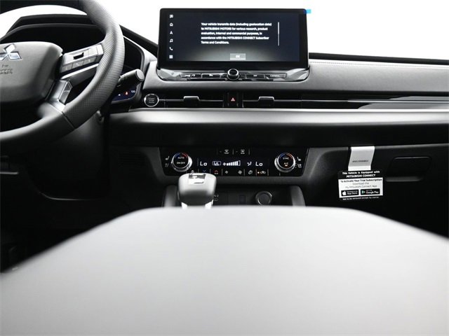 New 2025 Mitsubishi Outlander SEL image 16