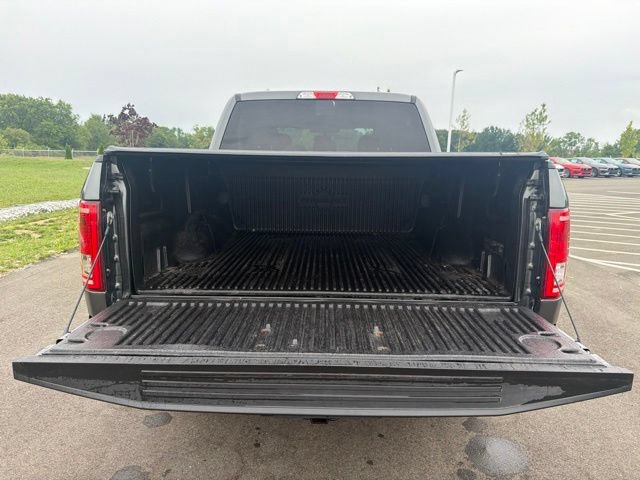 Used 2017 Ford F150 XLT AWD/4WD image 11