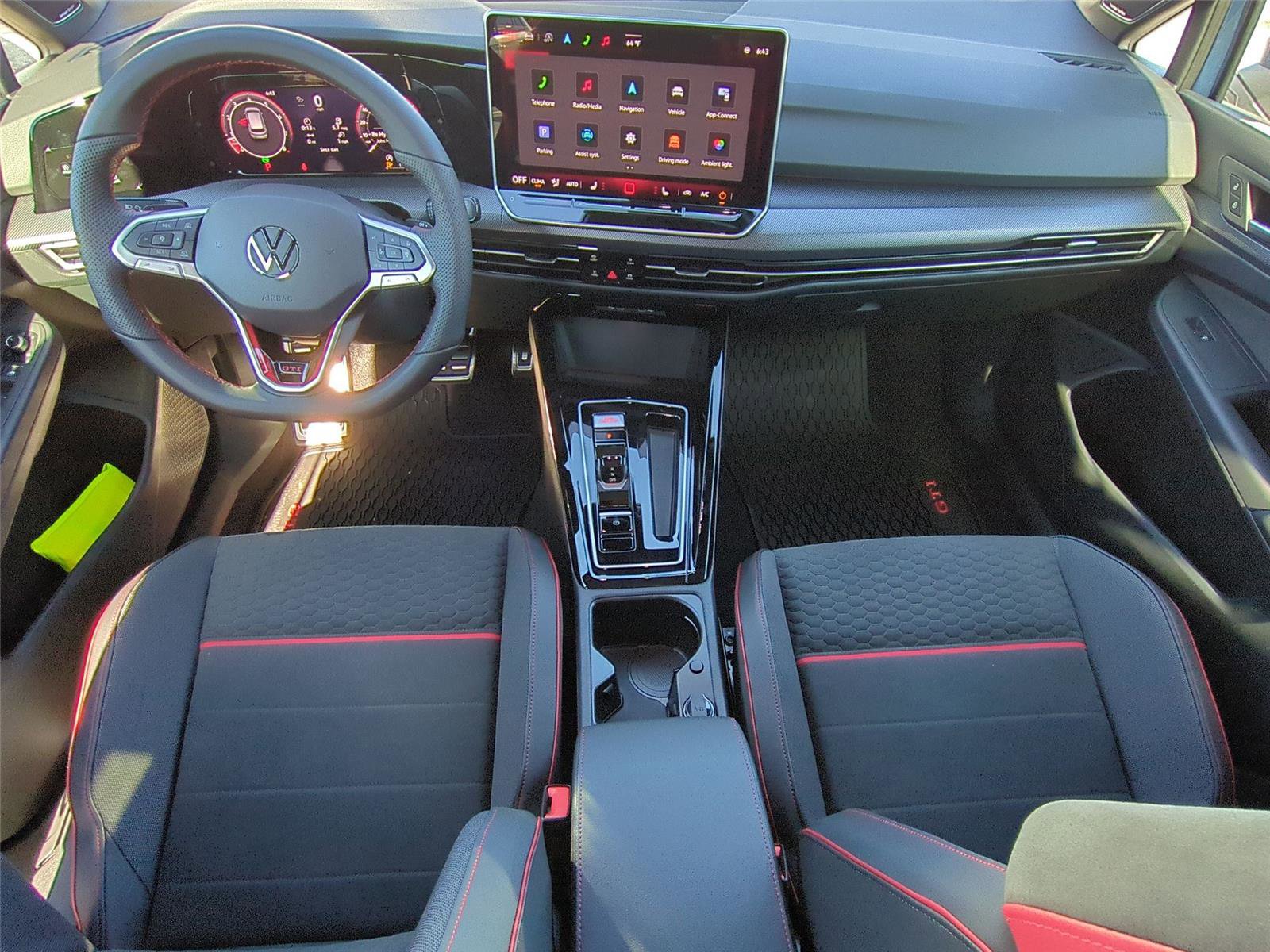 New 2026 Volkswagen Golf SE FWD image 18