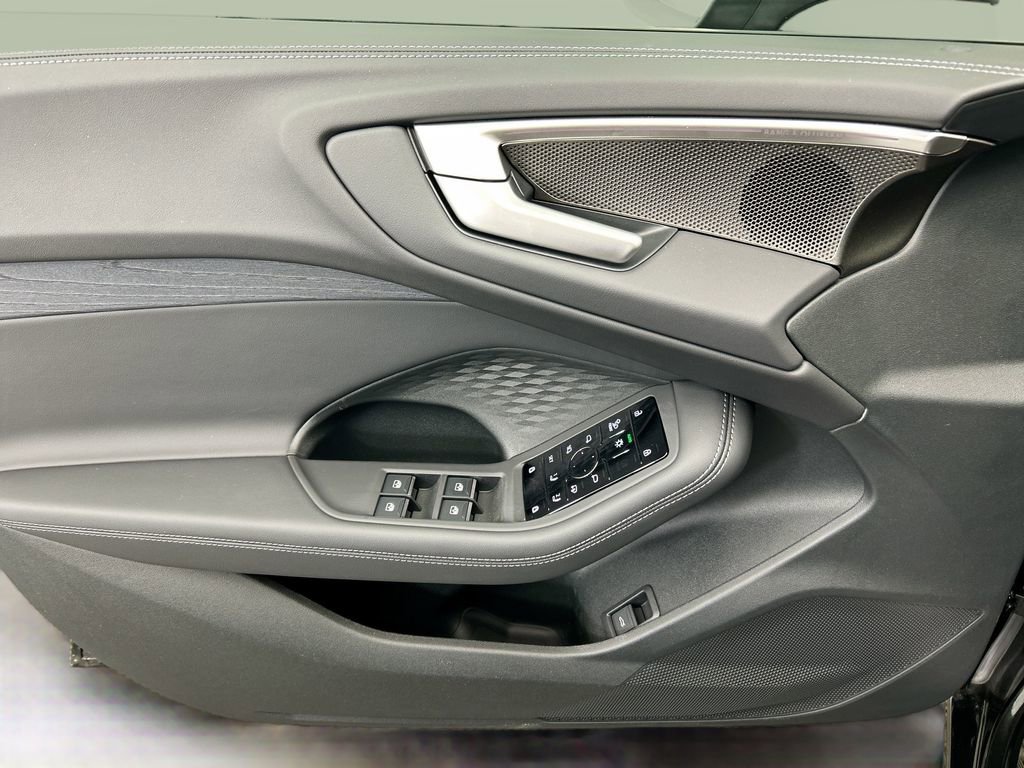 Used 2025 Audi A5 2.0T Premium Plus image 25