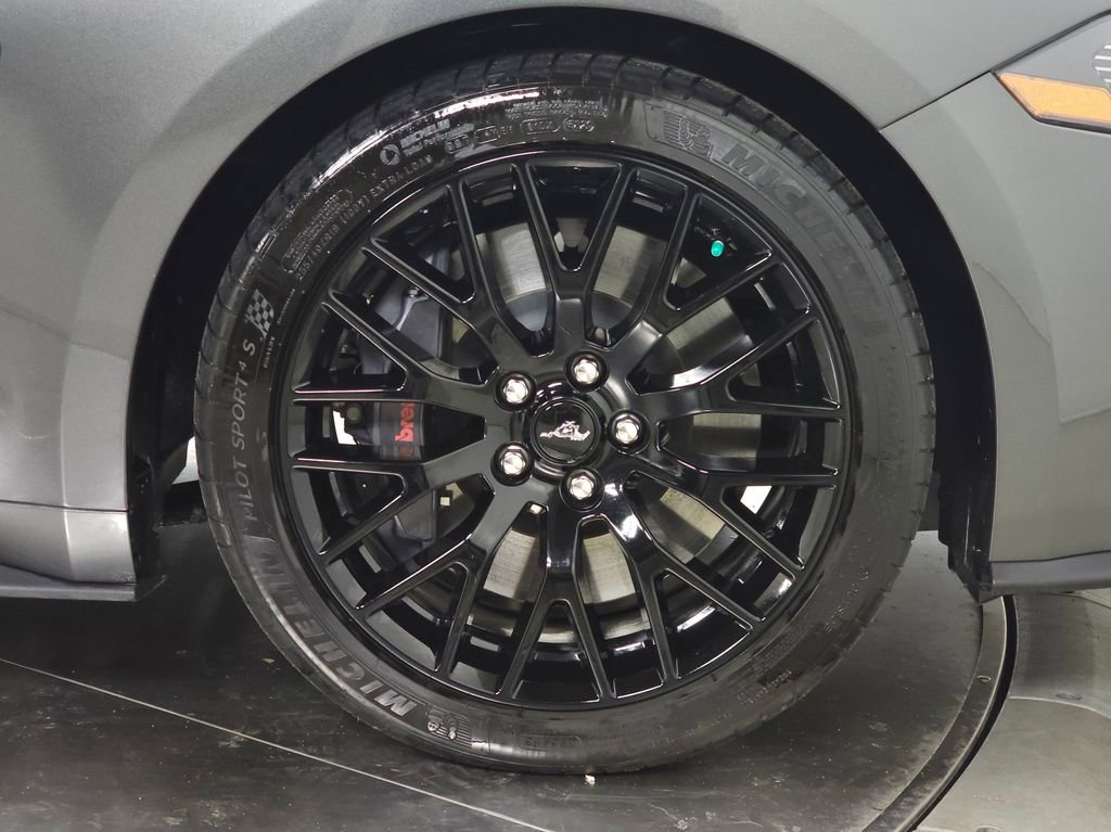 Used 2020 Ford Mustang GT Premium w/ GT Performance Package RWD image 12