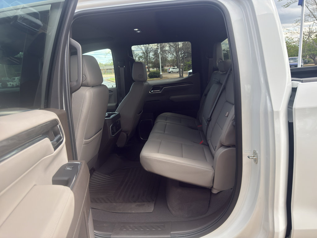 Used 2024 Chevrolet Silverado 1500 LTZ w/ LTZ Convenience Package II image 9