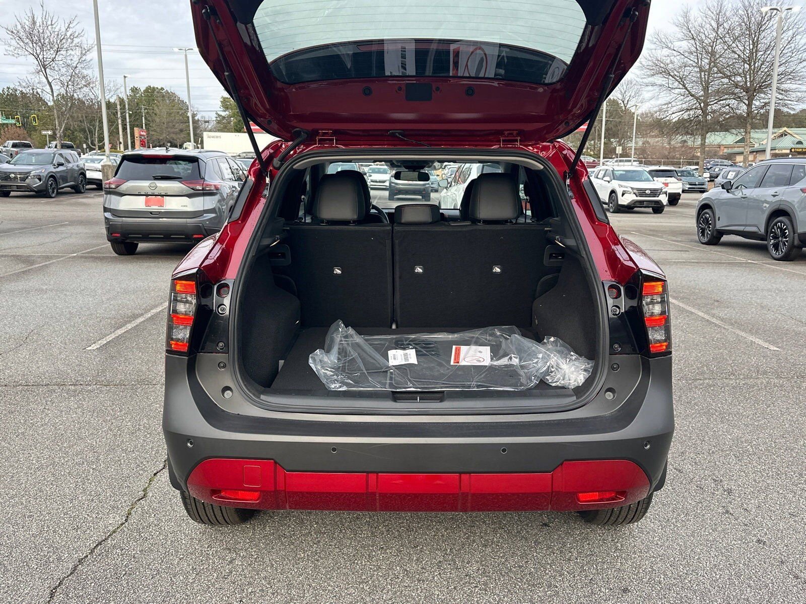 New 2026 Nissan Kicks SR w/ SR Premium Package image 18