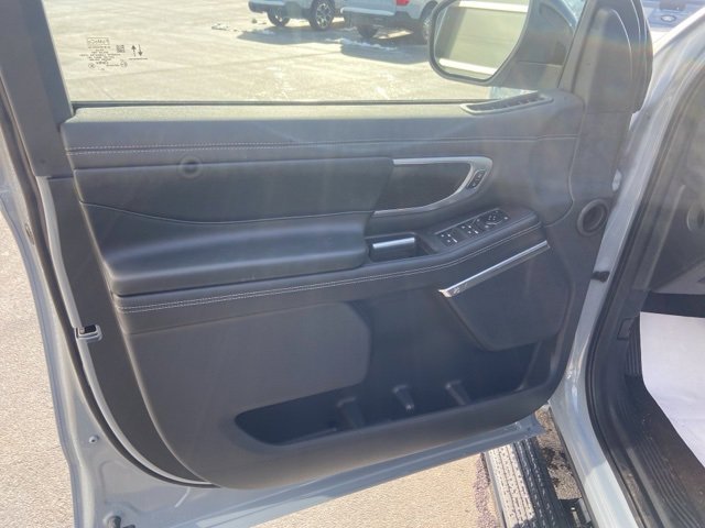 New 2025 Ford Expedition Platinum w/ Stealth Performance Package image 9