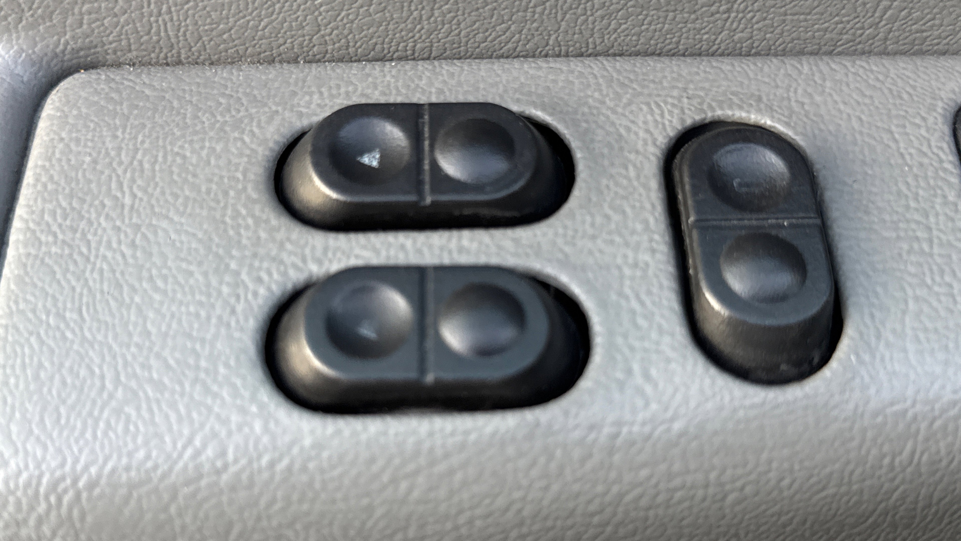 Used 2008 Ford E-350 and Econoline 350 XLT image 76