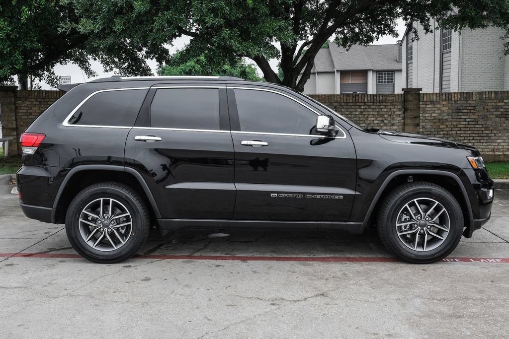 Used 2022 Jeep Grand Cherokee Limited w/ Tech Group RWD image 15