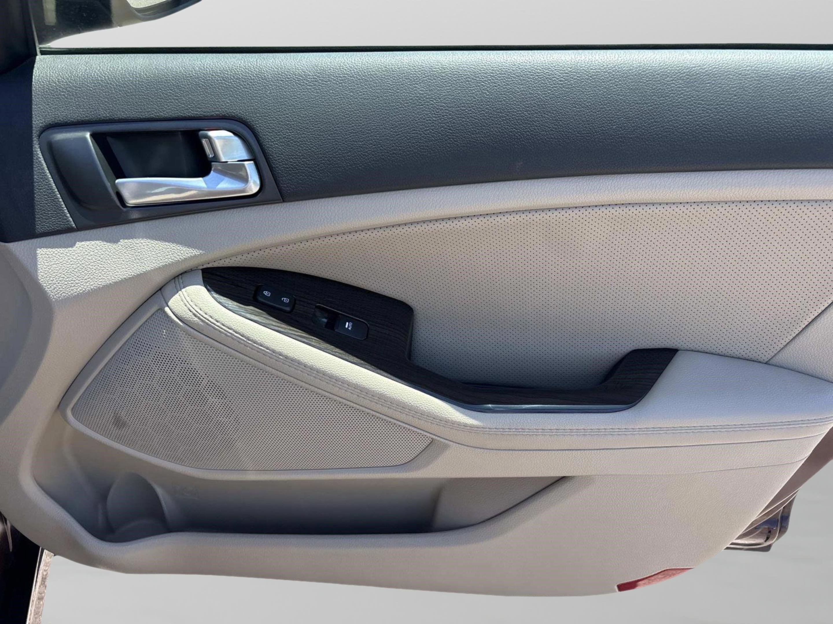 Used 2015 Kia Optima EX FWD image 17