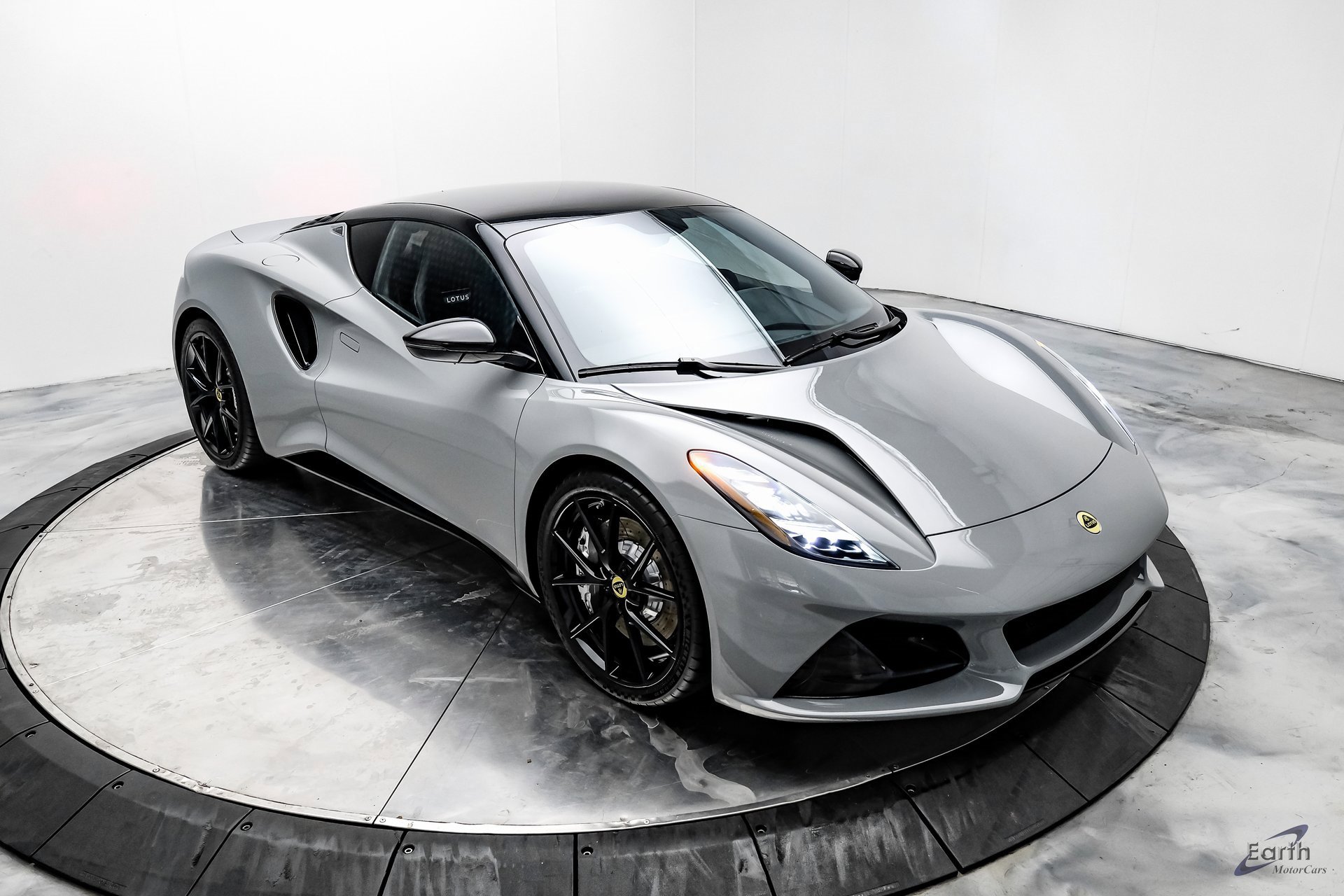 Used 2024 Lotus Emira First Edition image 23