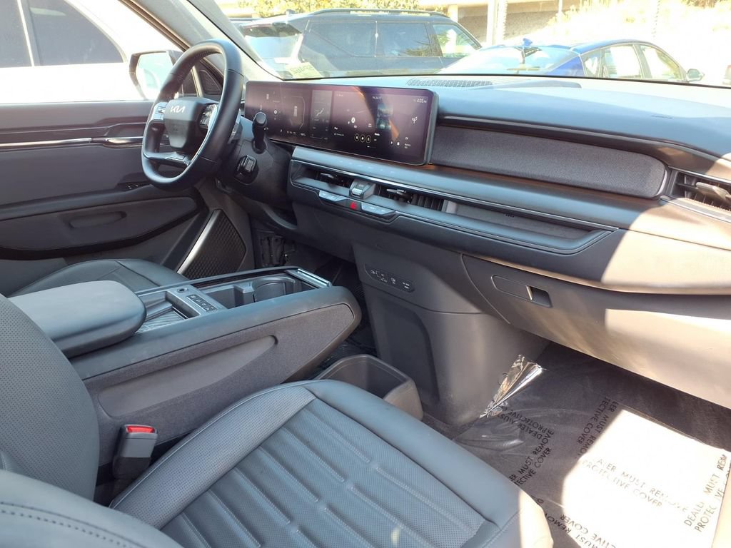Certified 2024 Kia EV9 Land AWD/4WD image 22