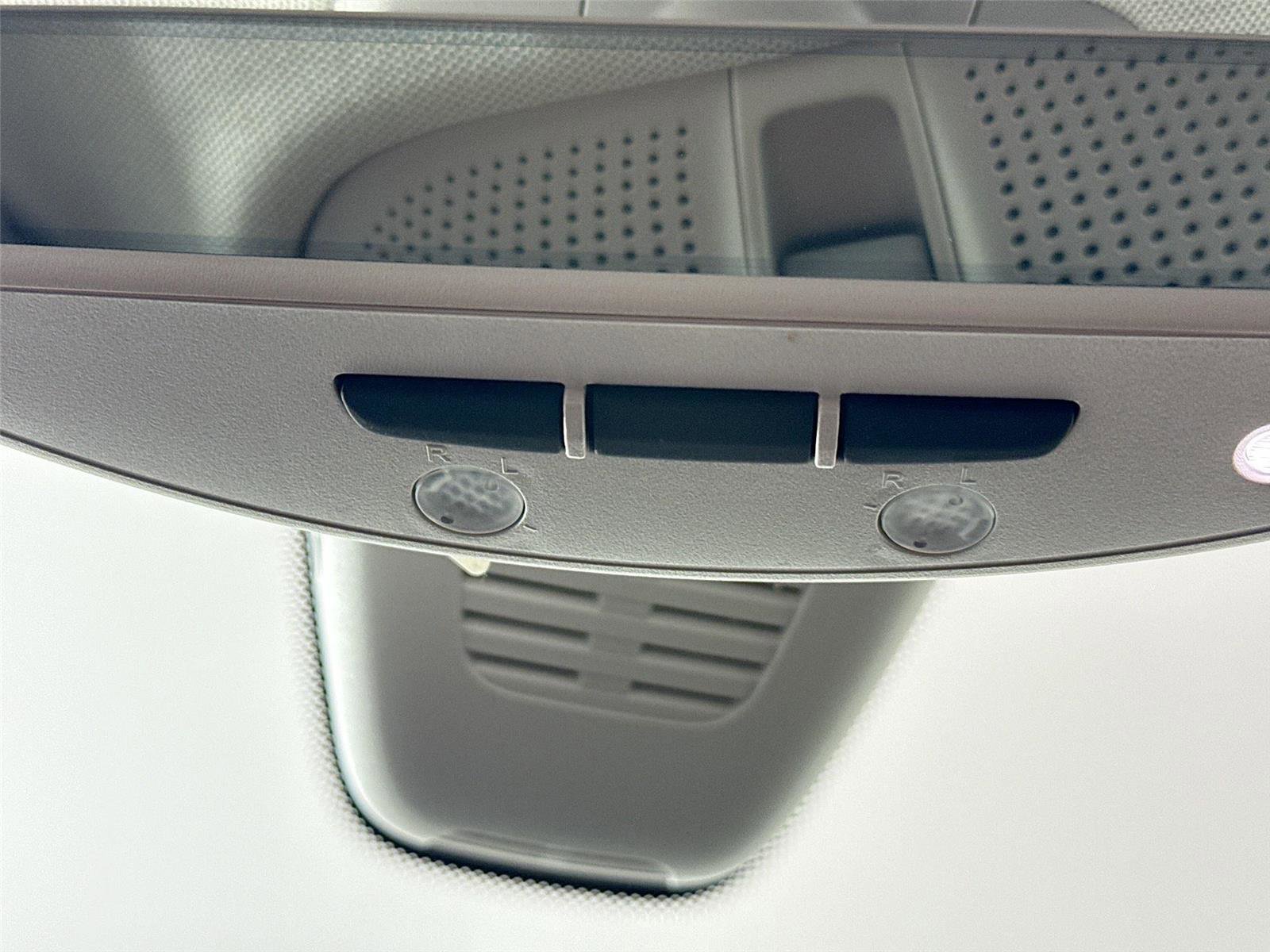 Used 2020 Mercedes-Benz C 300 4MATIC Sedan image 21