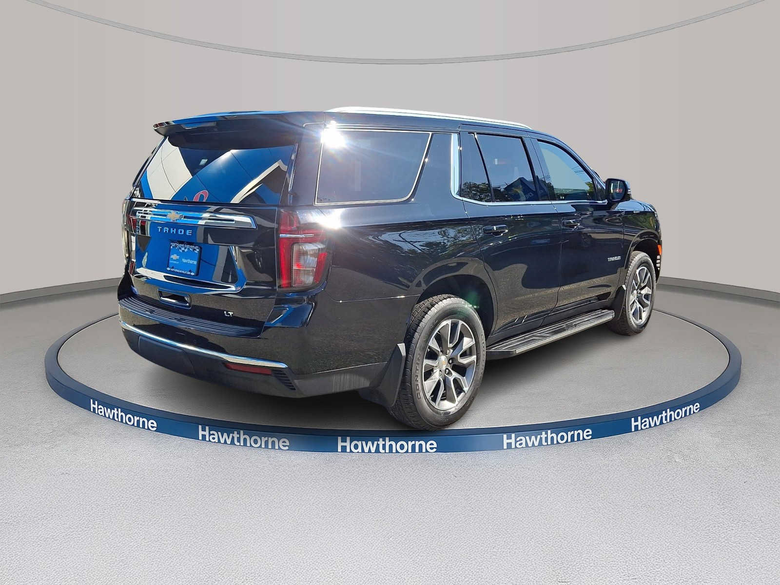 Certified 2024 Chevrolet Tahoe LT w/ LT Signature Package AWD/4WD image 6