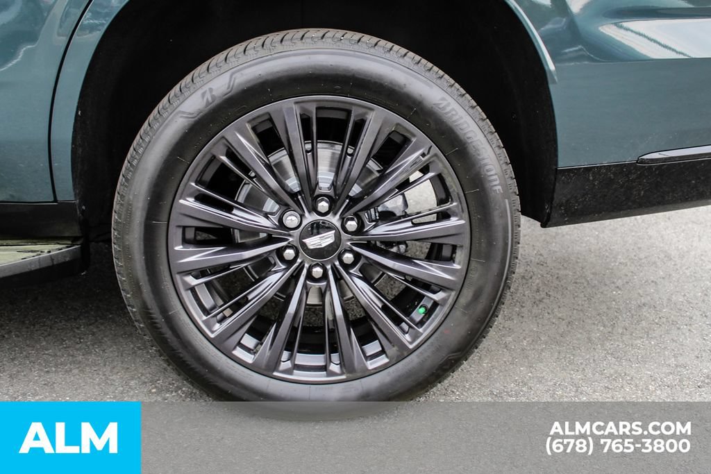 Used 2025 Cadillac Escalade Sport w/ LPO, ONYX Package AWD/4WD image 15
