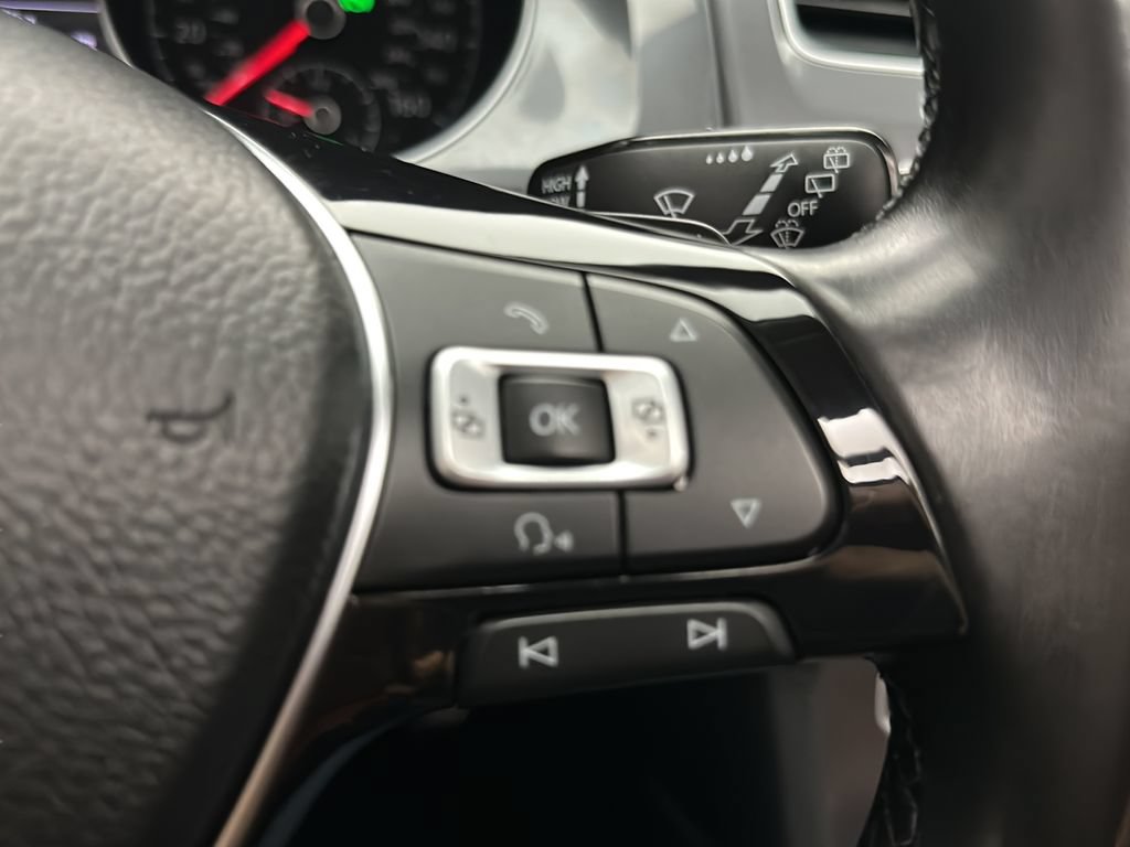 Used 2017 Volkswagen Golf Alltrack SE AWD/4WD image 24