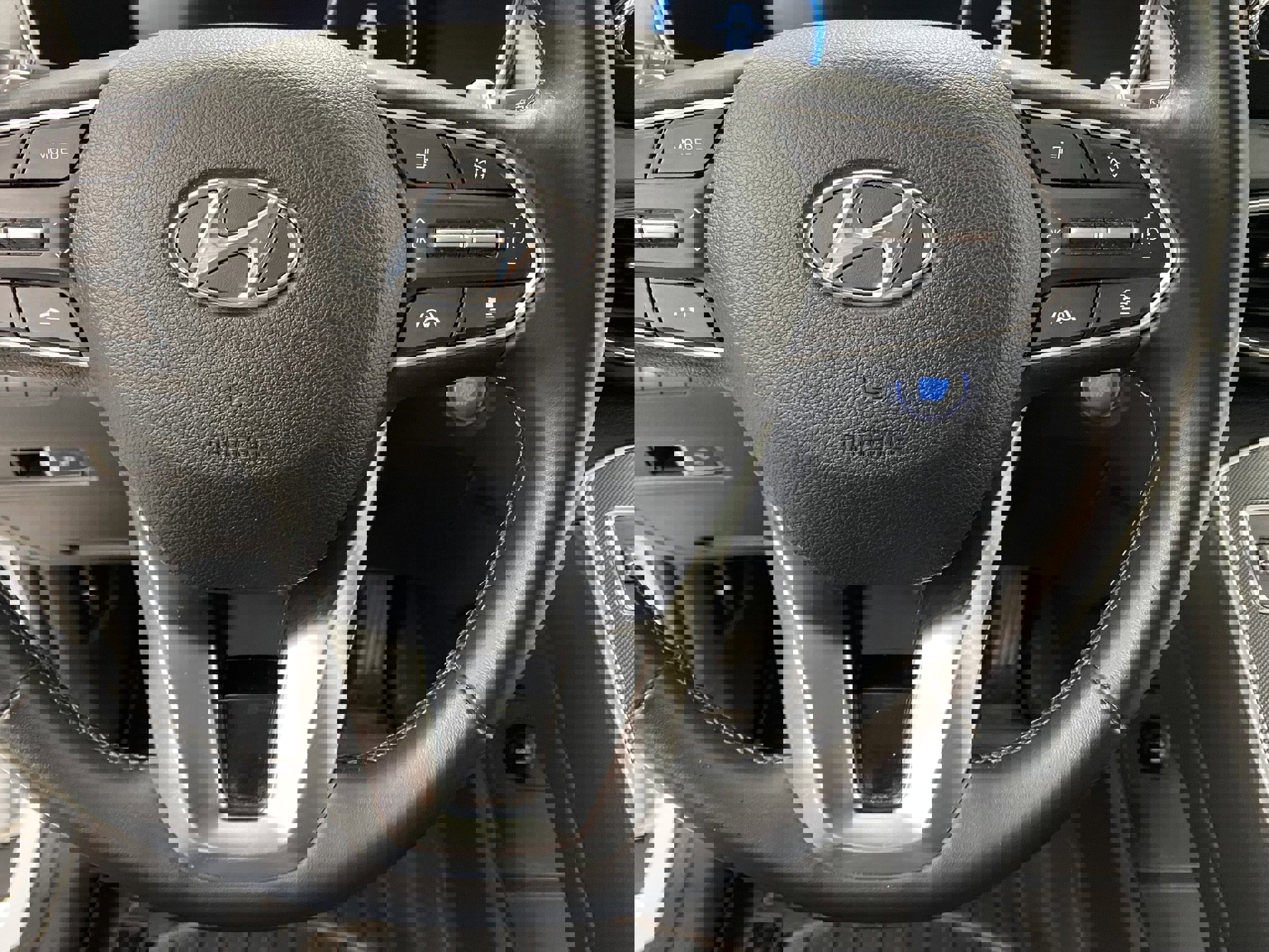 Used 2022 Hyundai Santa Fe XRT image 26