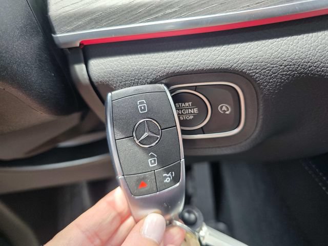 Certified 2025 Mercedes-Benz GLE 350 4MATIC image 23