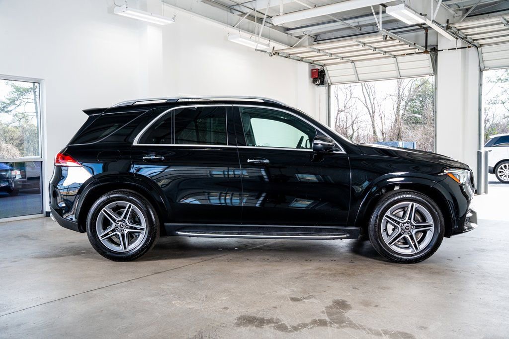 Used 2023 Mercedes-Benz GLE 350 4MATIC w/ AMG Line Exterior image 5