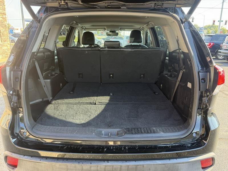 Used 2019 Toyota Highlander XLE FWD image 8