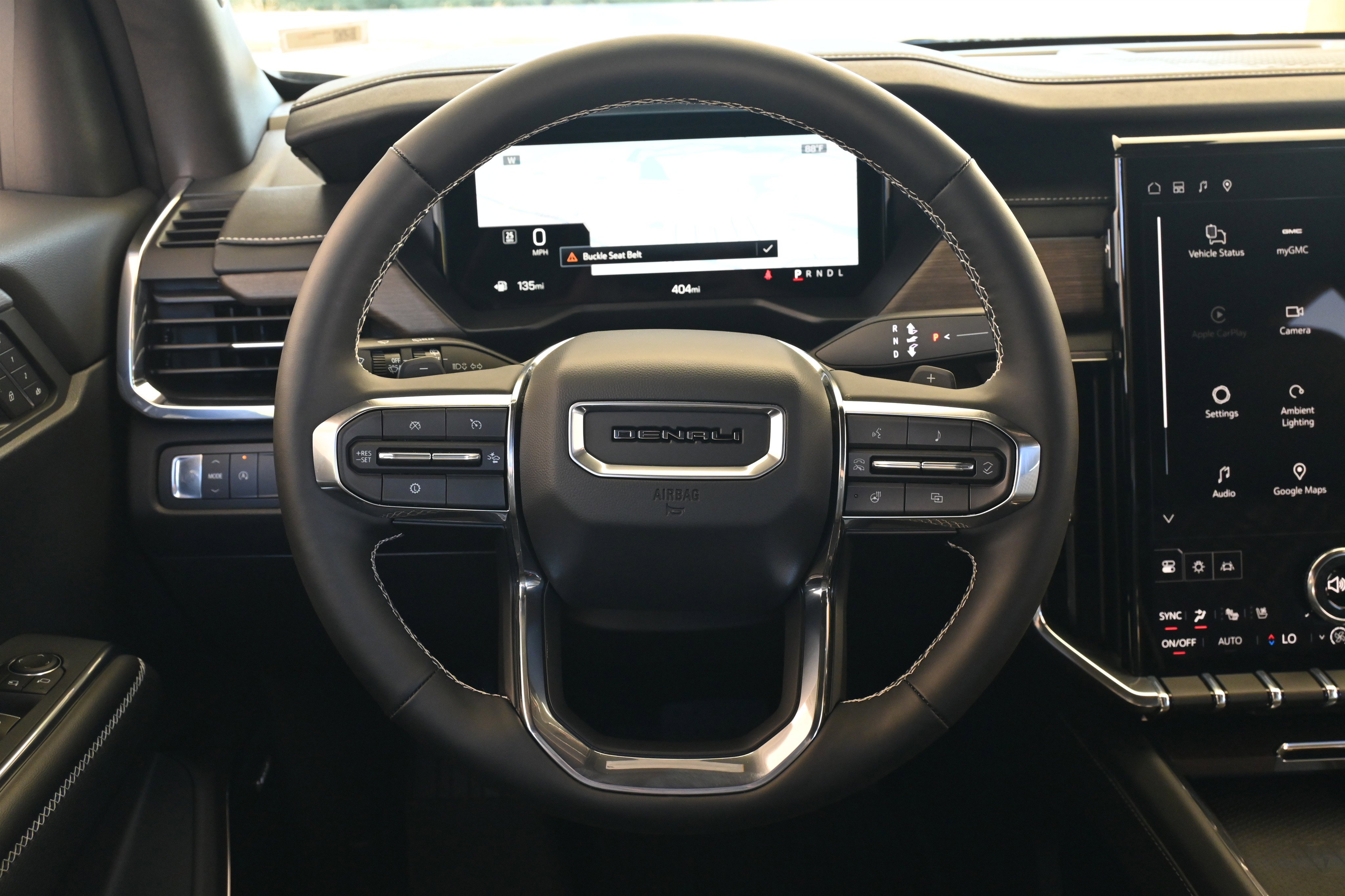 Used 2025 GMC Acadia Denali w/ LPO, Floor Liner Package image 25