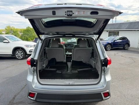 Used 2019 Toyota Highlander Limited AWD/4WD image 12
