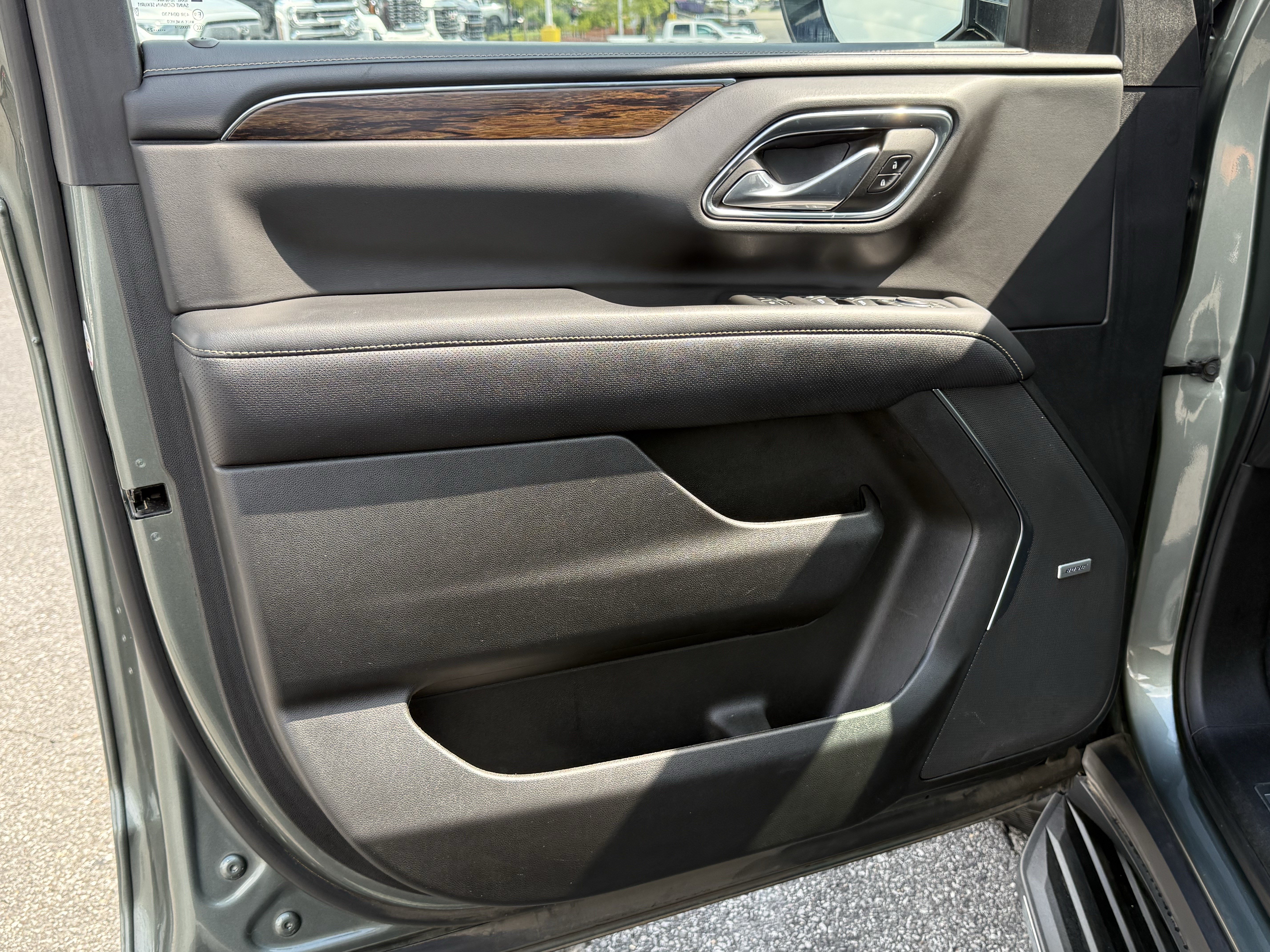 Used 2023 Chevrolet Tahoe Premier RWD image 15