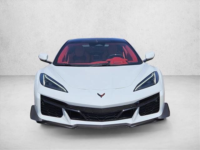 Used 2025 Chevrolet Corvette Z06 w/ Stealth Interior Trim Package RWD image 2