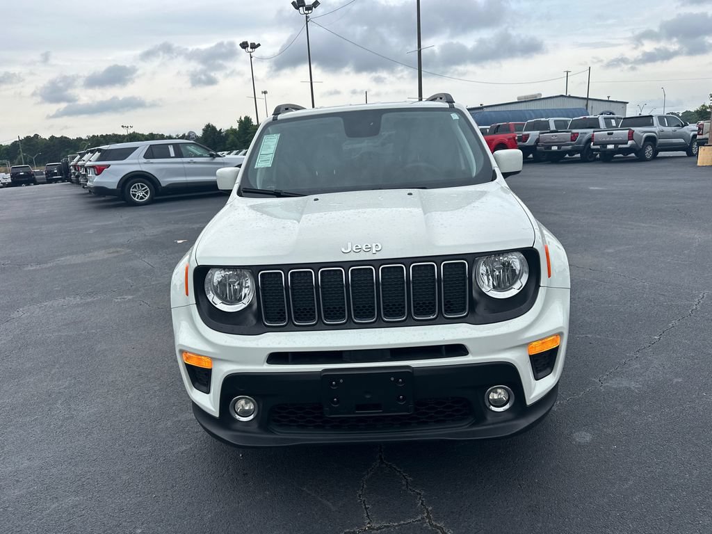 Used 2019 Jeep Renegade Latitude w/ Popular Equipment Group FWD image 2