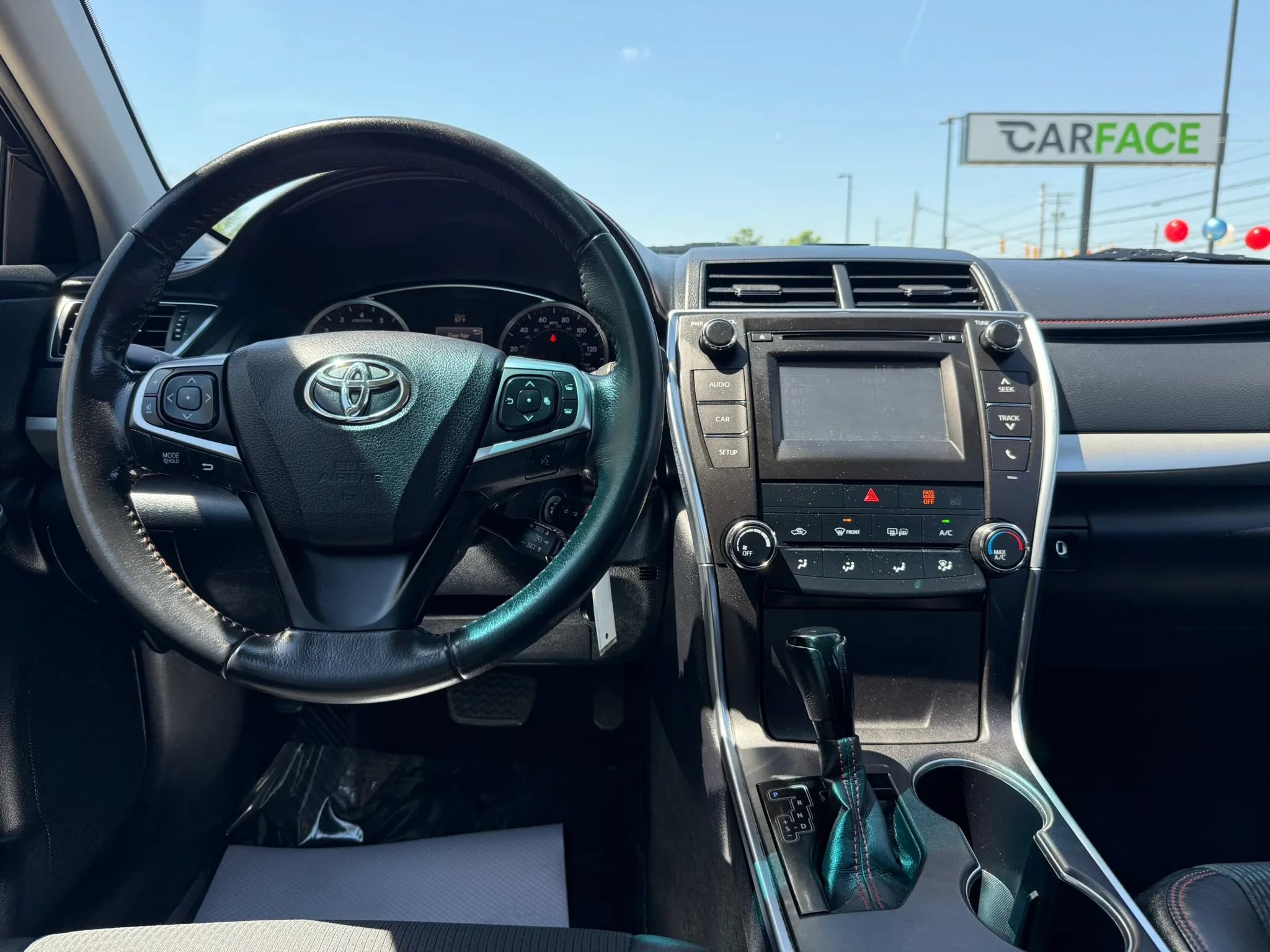 Used 2016 Toyota Camry SE FWD image 26