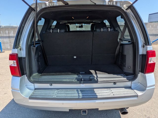 Used 2016 Ford Expedition Limited AWD/4WD image 6