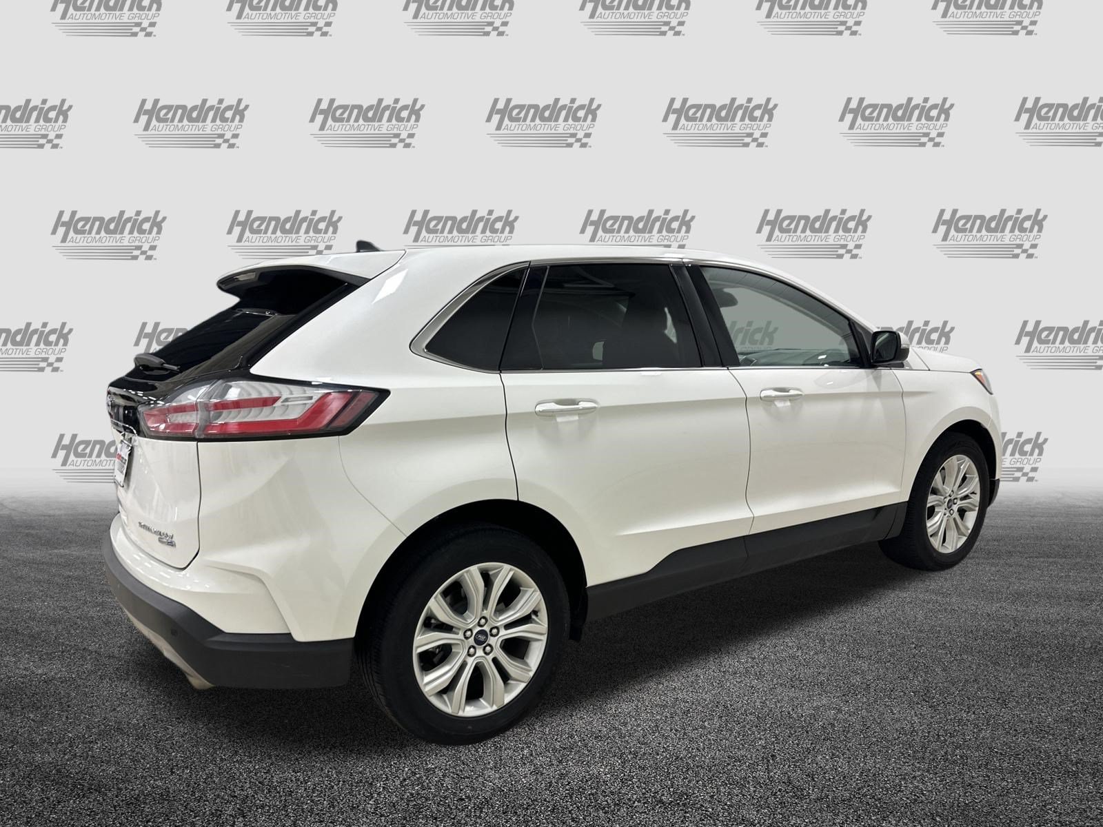 Used 2020 Ford Edge Titanium AWD/4WD image 10