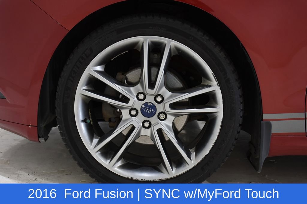 Used 2016 Ford Fusion Titanium AWD/4WD image 6