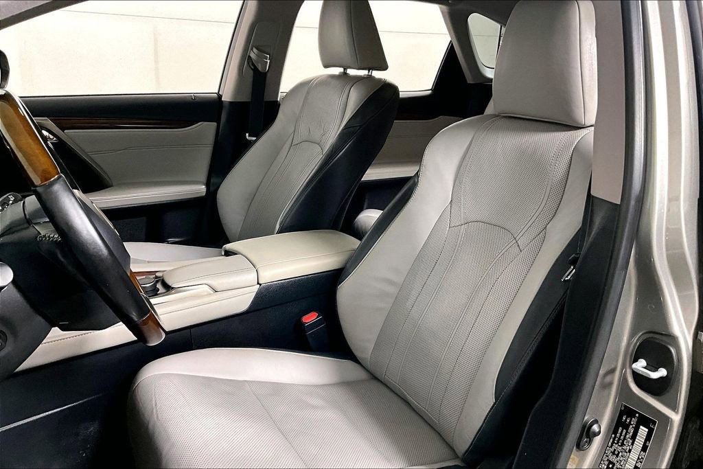 Used 2018 Lexus RX 350L FWD w/ Premium Package image 25