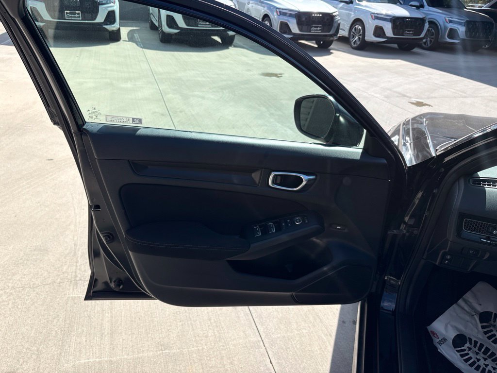 Used 2022 Honda Civic Sport image 10