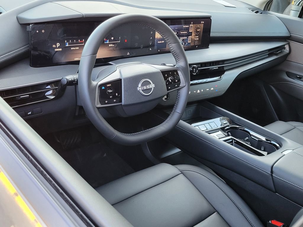 Certified 2025 Nissan Murano SV image 3