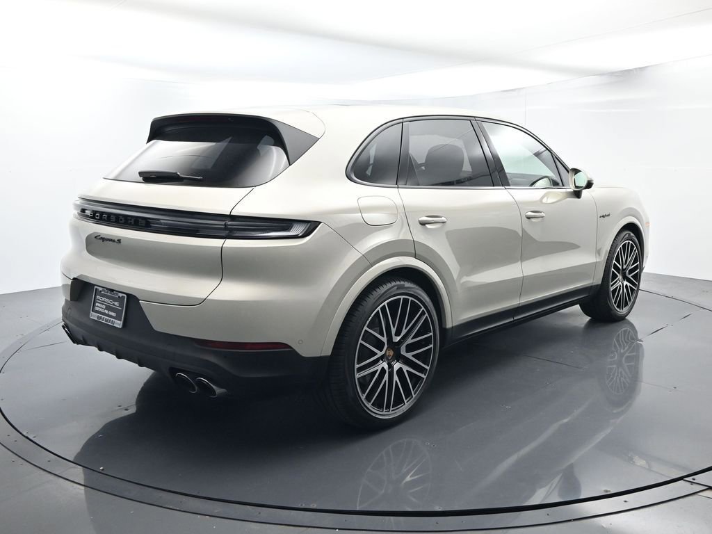 Certified 2026 Porsche Cayenne S AWD/4WD image 14