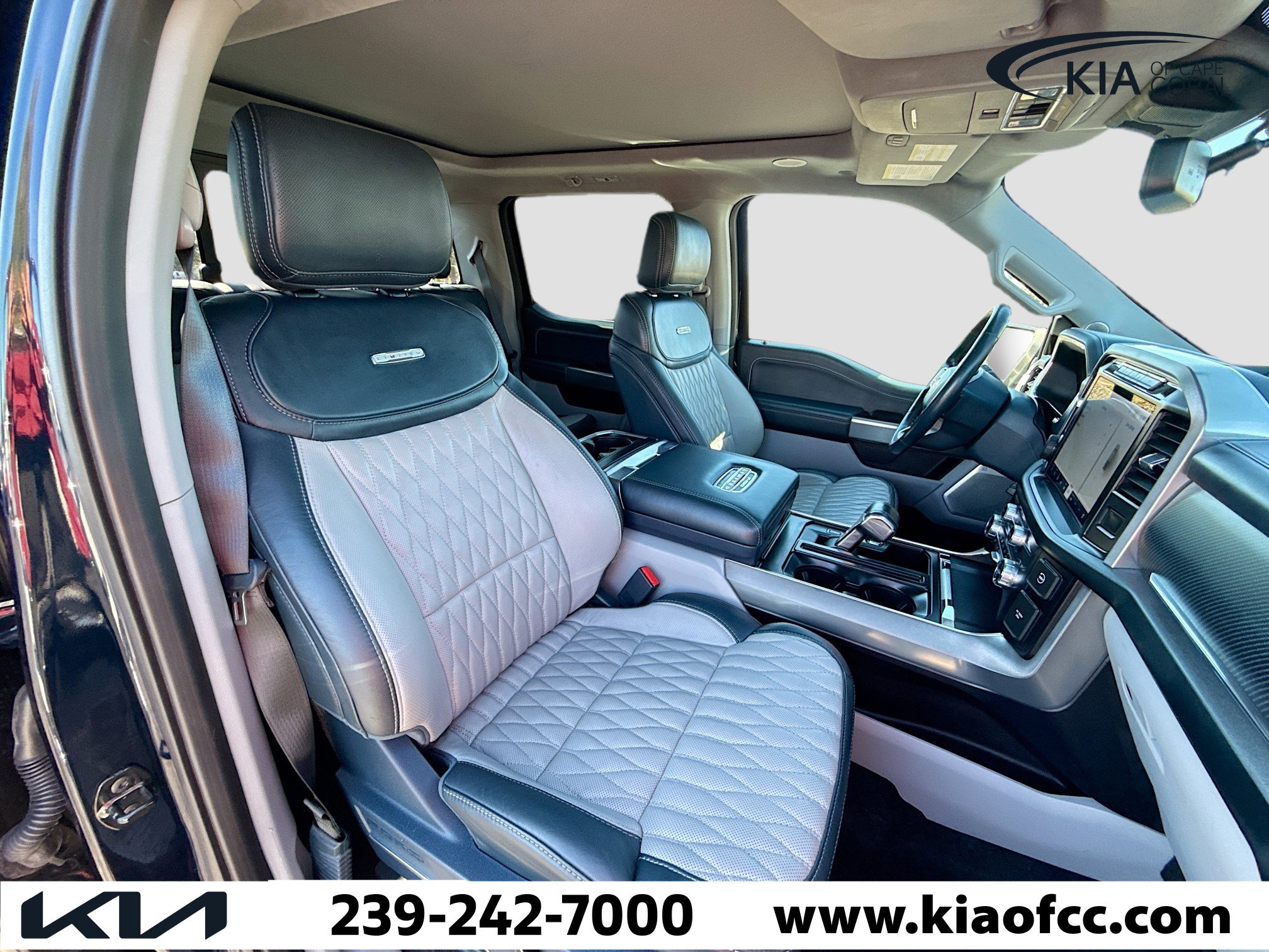 Used 2023 Ford F150 Limited image 14