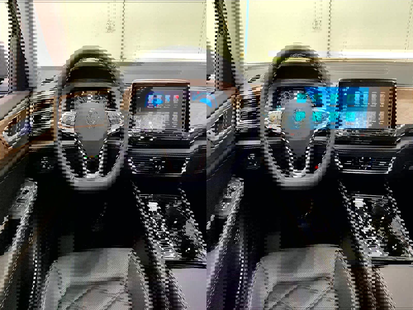 New 2026 Volkswagen Atlas SE image 15