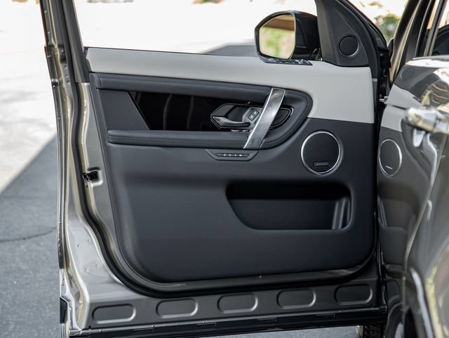 New 2024 Land Rover Discovery Sport S AWD/4WD image 12